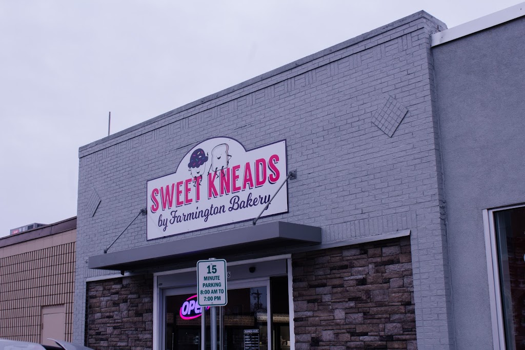 Sweet Kneads Farmington Bakery | 216 Oak St, Farmington, MN 55024, USA | Phone: (651) 463-2242