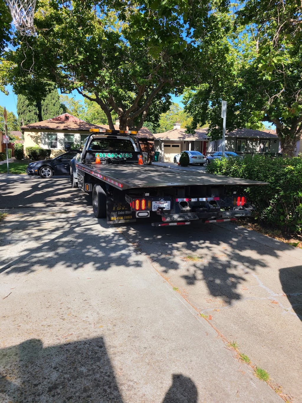 Cali Towing Service | 1828 Duvall Dr #4, San Jose, CA 95130, USA | Phone: (408) 469-6354