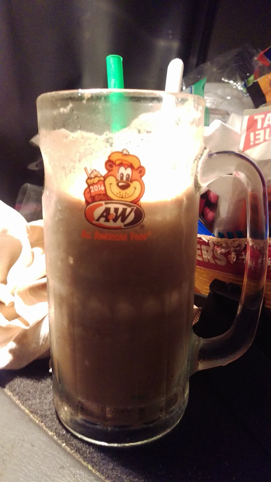 A&W Restaurant | 15014 Rogers Rd, Patterson, CA 95363, USA | Phone: (209) 892-4998