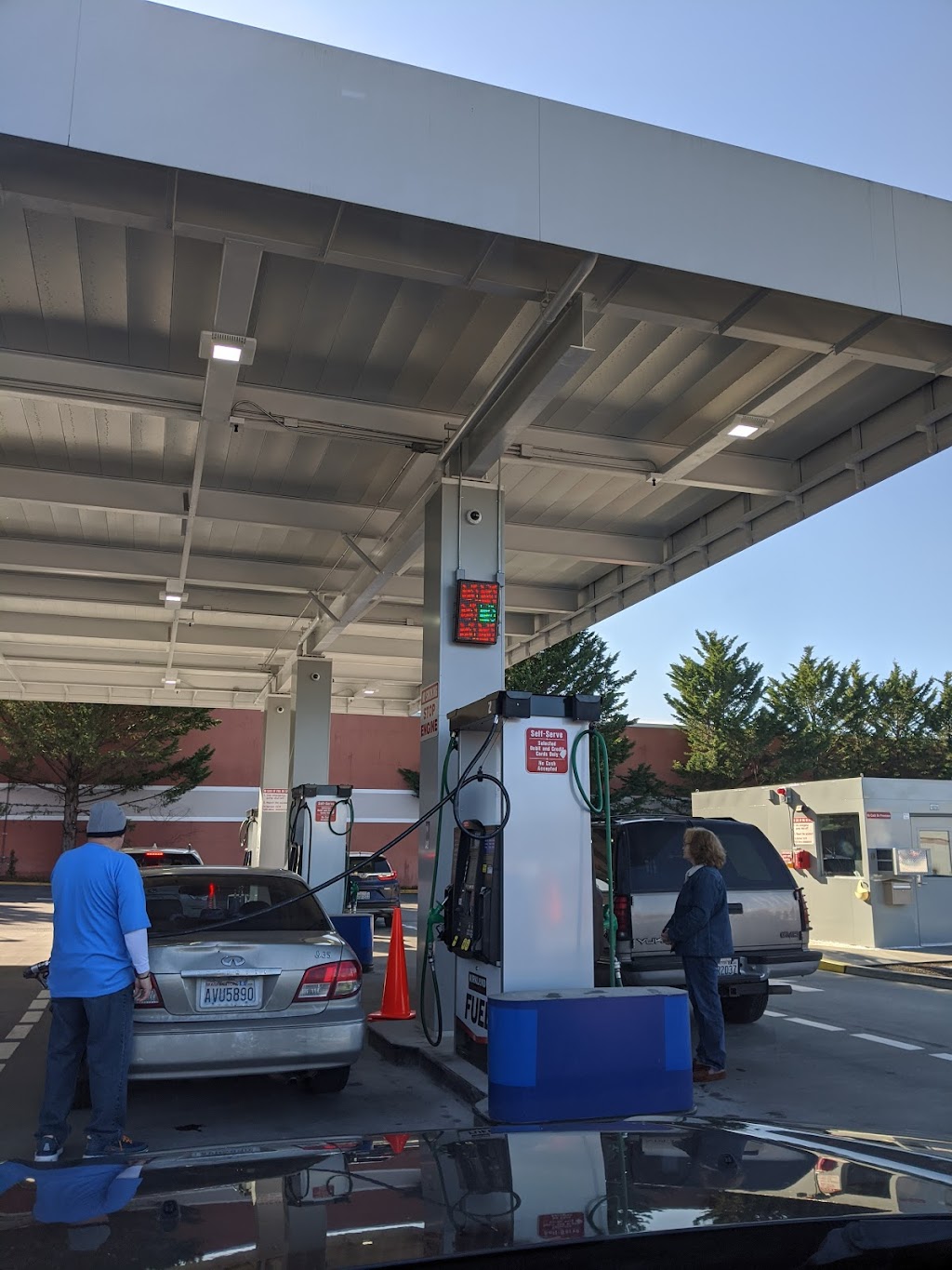 Costco Gas Station | 10000 Mickelberry Rd NW, Silverdale, WA 98383, USA | Phone: (360) 692-1140