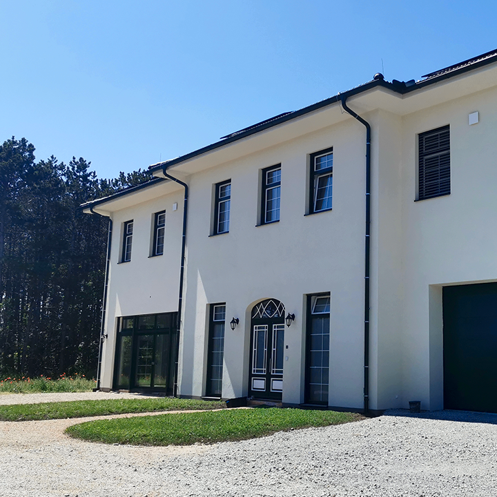 CYBERTEC PostgreSQL International GmbH | Römerstraße 19, 2752 Wöllersdorf, Austria | Phone: 02622 930220