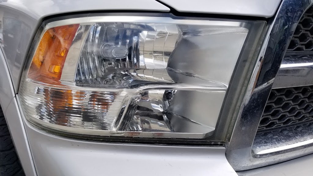 Headlight Clinic, LLC | 4533 Sunbeam Rd Suite # 303, Jacksonville, FL 32257, USA | Phone: (904) 888-3131