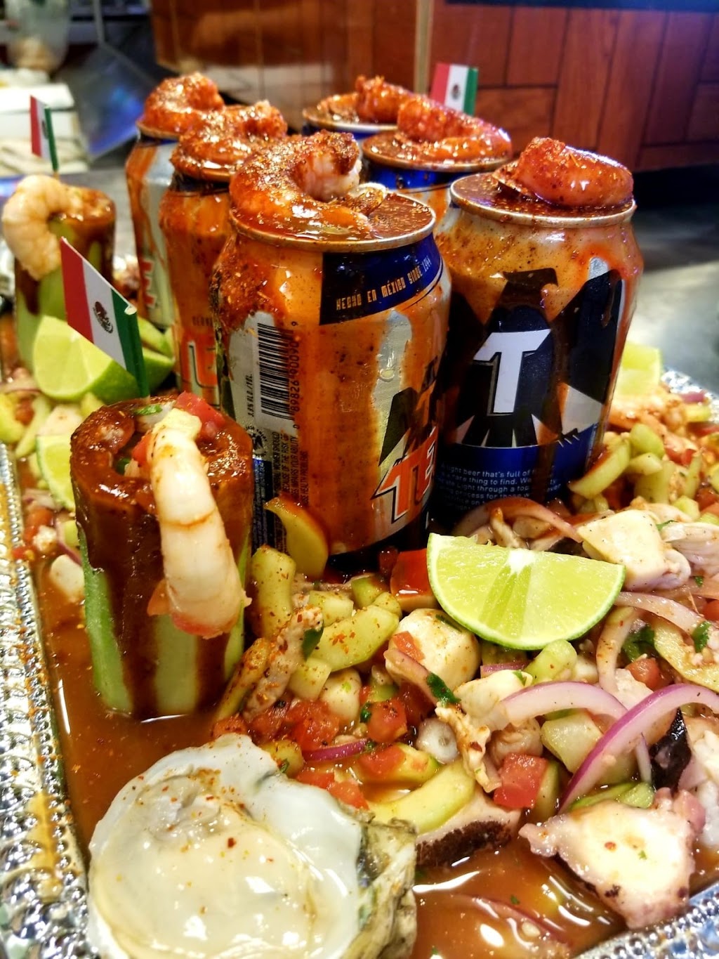 Mariscos la lomita | 3330 Losee Rd, North Las Vegas, NV 89030, USA | Phone: (702) 988-2252