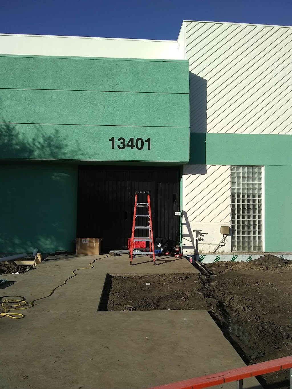 123 Moving and Storage | 13401 S Main St, Los Angeles, CA 90061, USA | Phone: (310) 618-8120