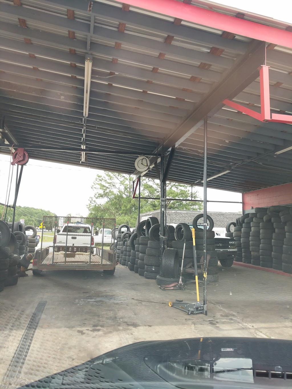 Shortys tires | 2337 GA-42, Jenkinsburg, GA 30234, USA | Phone: (678) 769-1549