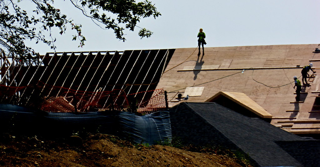 Andy Roofing and Gutters | 2709 Unicornio St, Carlsbad, CA 92009, USA | Phone: (888) 807-2751