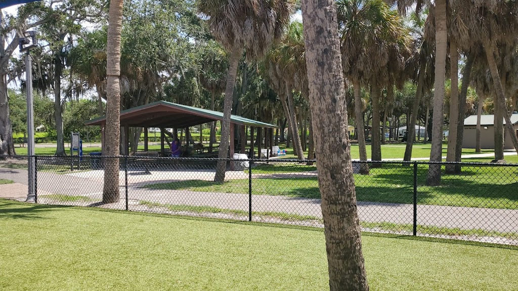 Dell Holmes Park | 2741 22nd St S, St. Petersburg, FL 33712, USA | Phone: (727) 893-7441