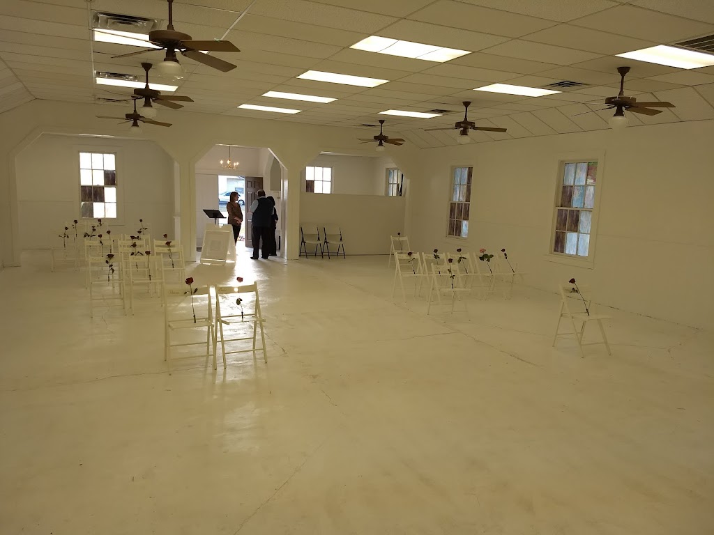 Sutherland Springs Community Building | 411 4th St, Sutherland Springs, TX 78161, USA | Phone: (830) 557-2607