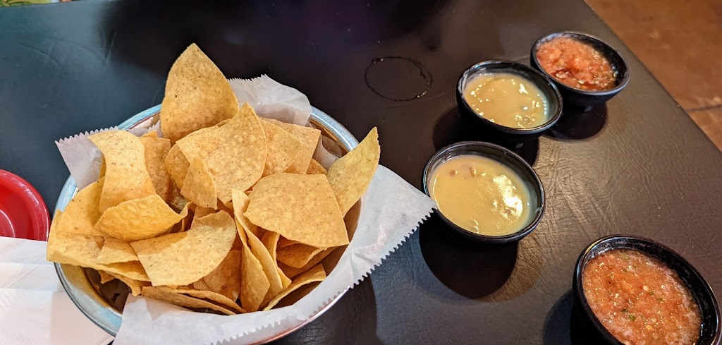 Chelinos Mexican Restaurant (Yukon, OK) | 1227 Garth Brooks Blvd, Yukon, OK 73099, USA | Phone: (405) 350-2006