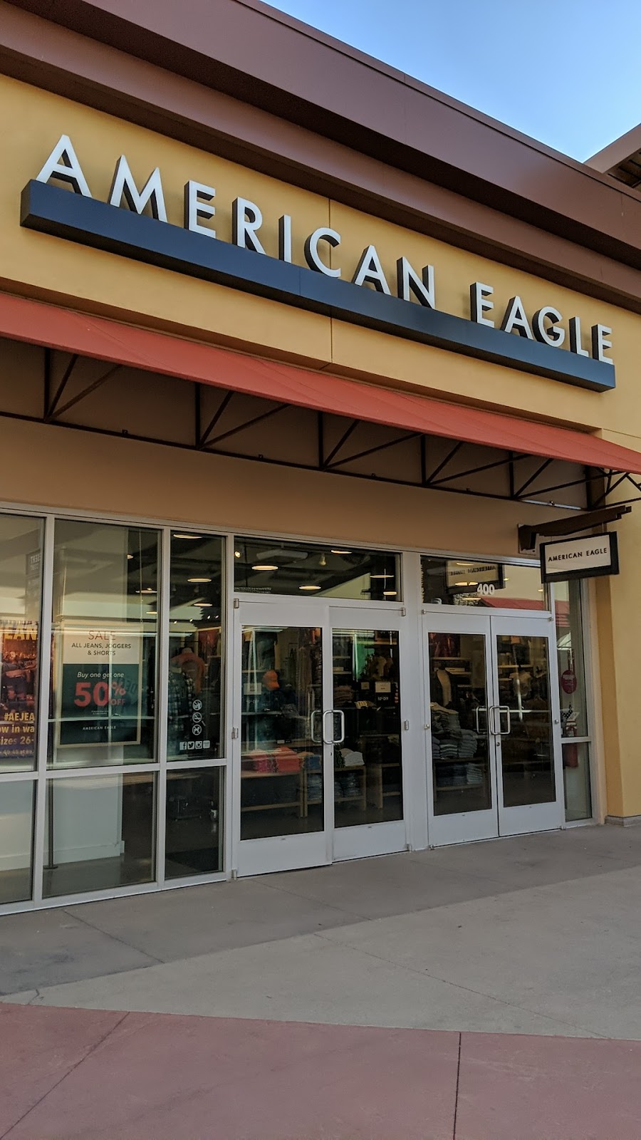 American Eagle Store | 6401 Marana Center Blvd Suite # 400, Tucson, AZ 85742, USA | Phone: (520) 719-6720