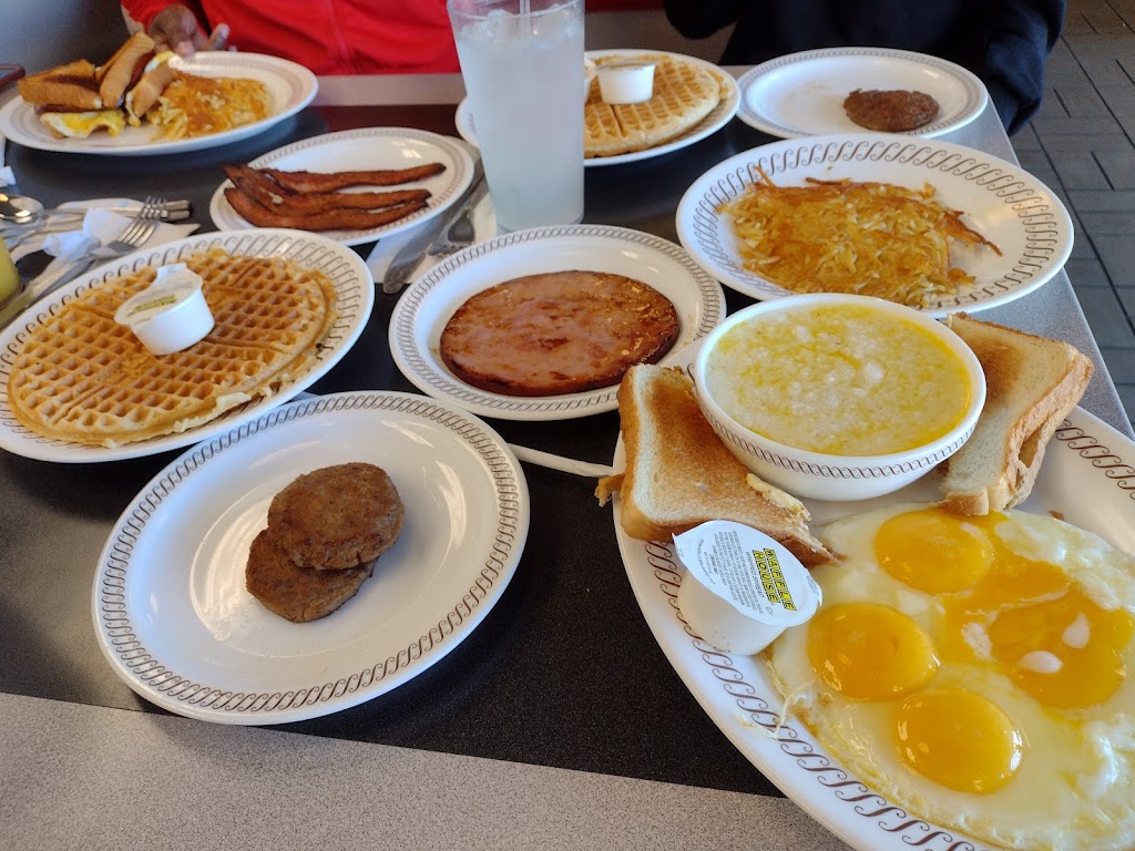 Waffle House | 2701 Alamance Rd, Burlington, NC 27215, USA | Phone: (336) 226-3087