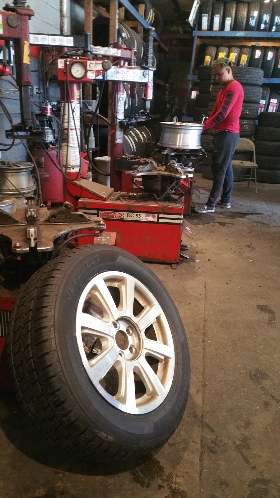 Tires 4 Less | 7233 Ritchie Hwy, Glen Burnie, MD 21061 | Phone: (410) 760-7200