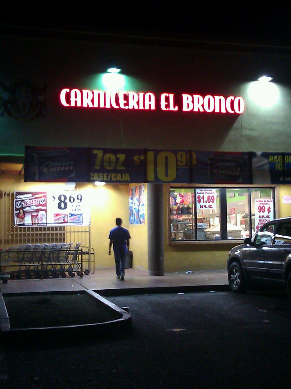 El Bronco Market | 6305 W McDowell Rd # 5, Phoenix, AZ 85035, USA | Phone: (623) 444-6542