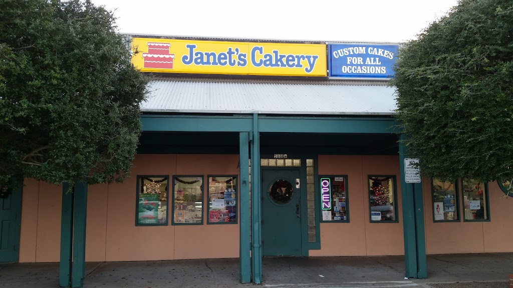 Janets Cakery | The Market On Everhart, 5880 Everhart Road, Corpus Christi, TX 78413, USA | Phone: (361) 991-6212