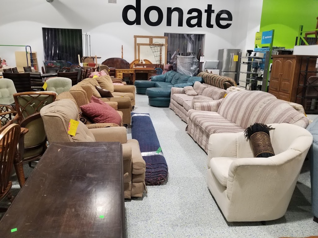 Habitat For Humanity Restore Findlay | 1200 Commerce Pkwy, Findlay, OH 45840, USA | Phone: (419) 429-1400
