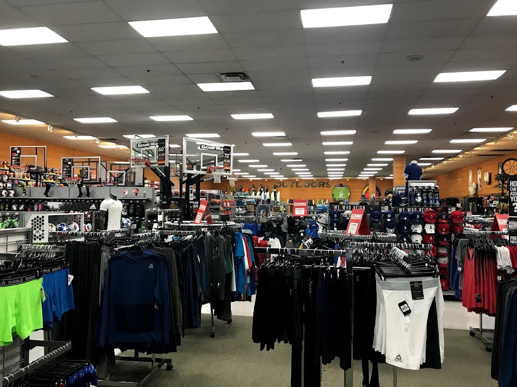 DICKS Sporting Goods | 4044 Grand Ave, Chino, CA 91710, USA | Phone: (909) 590-7626