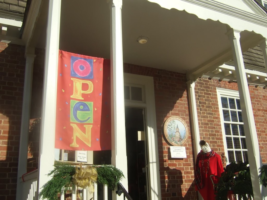 Bruton Parish Shop | 331 W Duke of Gloucester St, Williamsburg, VA 23185, USA | Phone: (757) 220-1489