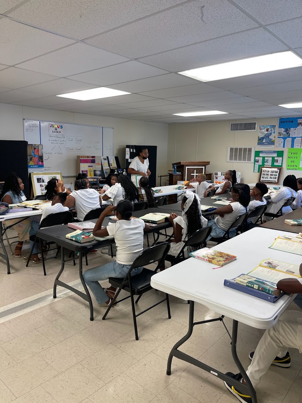 St Paul Baptist Church | 10438 Boudreaux Rd, Gonzales, LA 70737, USA | Phone: (225) 644-7778