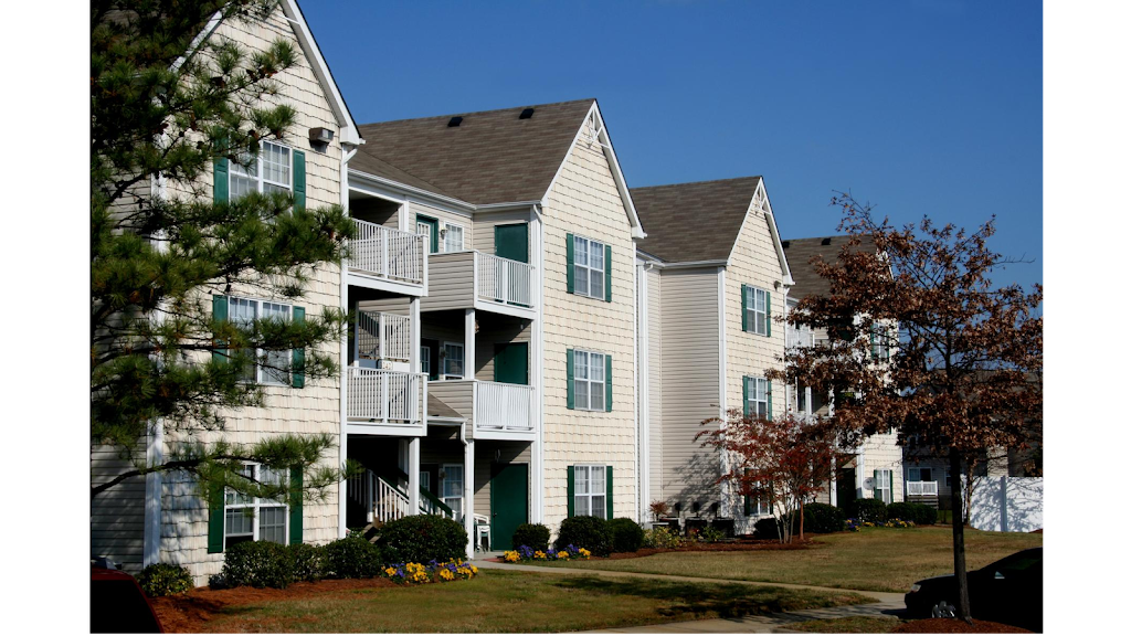 Taylor Pointe Apartments | 3245 Meadows Way, Chesapeake, VA 23321, USA | Phone: (757) 997-6786