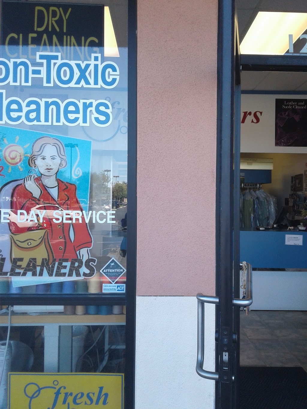 Fresh Cleaners at Bruceville | 10040 Bruceville Rd, Elk Grove, CA 95757, USA | Phone: (916) 686-0051