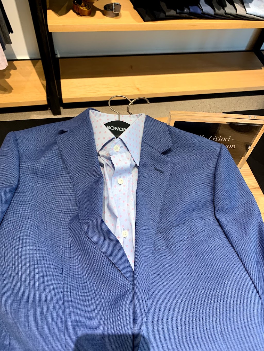 Valenti Custom Tailoring | 2507 E Indian School Rd, Phoenix, AZ 85016, USA | Phone: (602) 956-3065