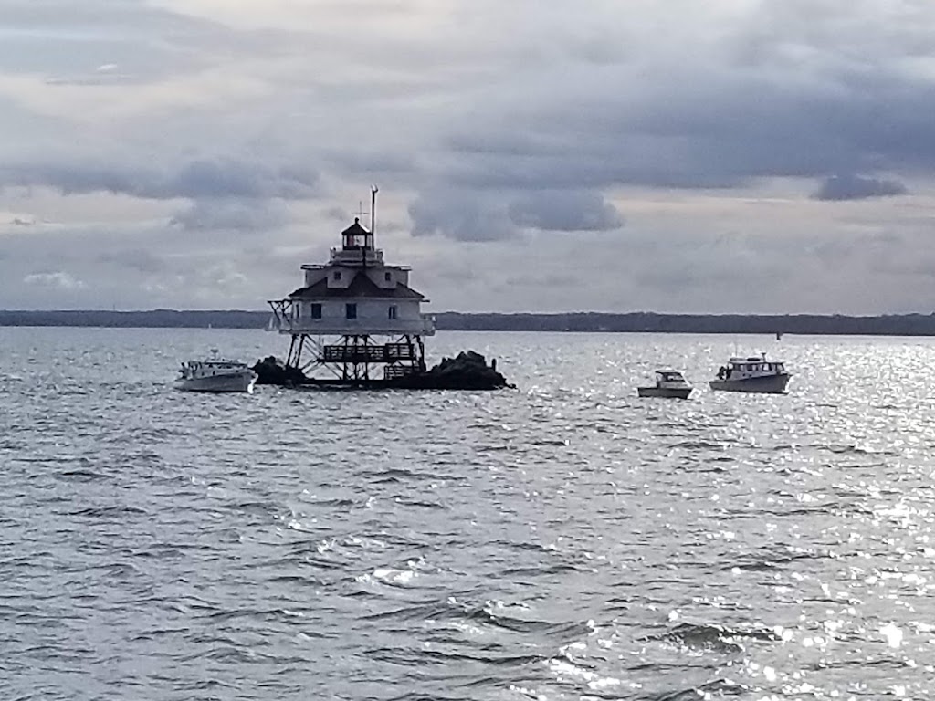 Thomas Point Shoal Lighthouse | Thomas Point shoal, Annapolis, MD 21403, USA | Phone: (415) 362-7255