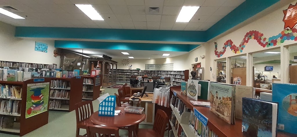 Lafourche Parish Public Library: South Lafourche Branch | 16241 E Main St, Cut Off, LA 70345, USA | Phone: (985) 632-7140