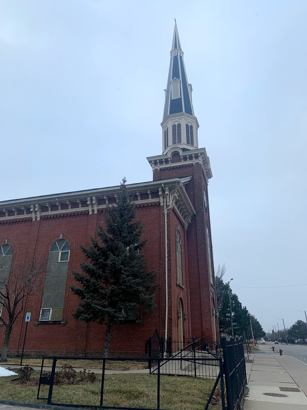 Sacred Heart Catholic Church | 1000 Eliot St, Detroit, MI 48207, USA | Phone: (313) 831-1356