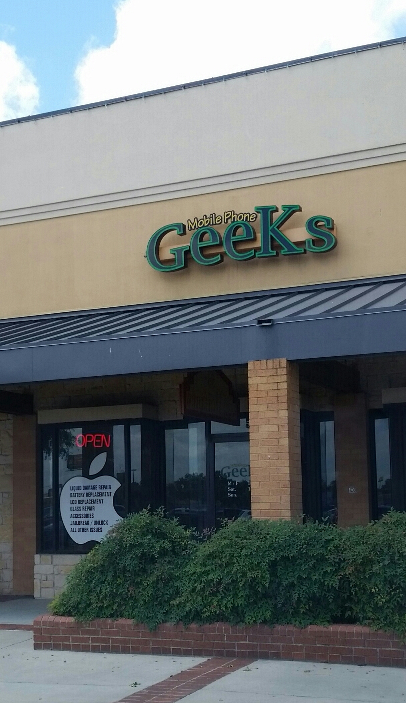 Mobile Phone Geeks | 651 TX-46 BUS #1325, New Braunfels, TX 78130, USA | Phone: (830) 620-4335