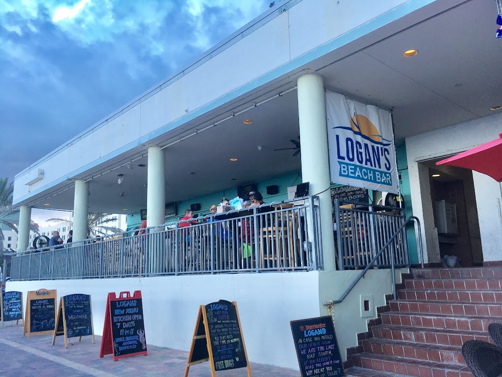 Logans Beach Bar | 200 N Broadwalk, Hollywood, FL 33019, USA | Phone: (954) 922-7057