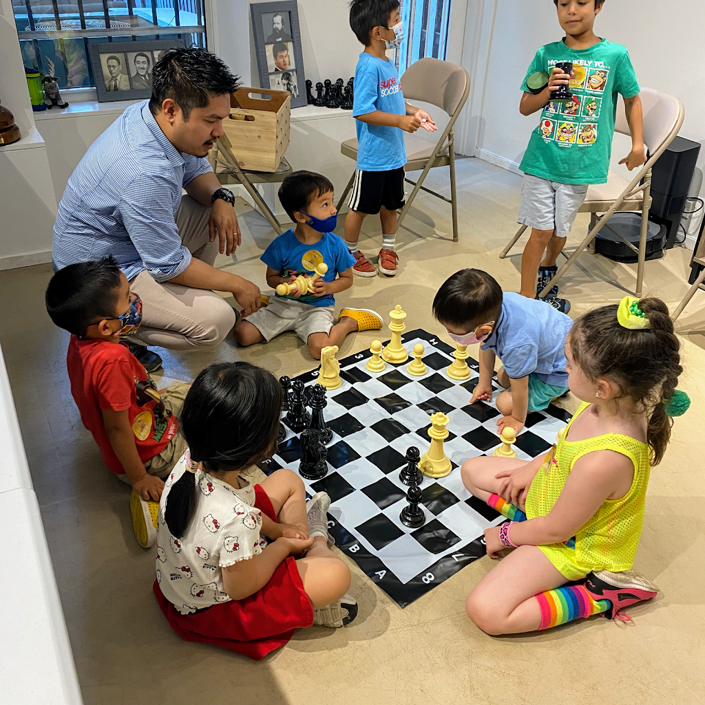 Chess Max Academy | storefront, 110 W 79th St, New York, NY 10024, USA | Phone: (917) 695-2154
