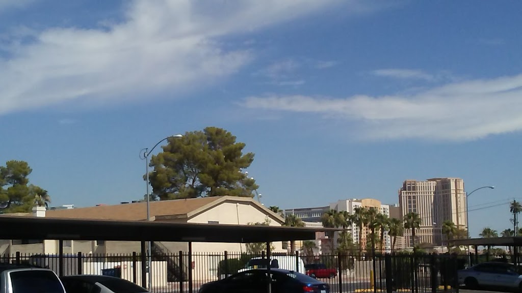 Harmon Crossings Apartments | 303 E Harmon Ave, Las Vegas, NV 89169 | Phone: (702) 733-7644