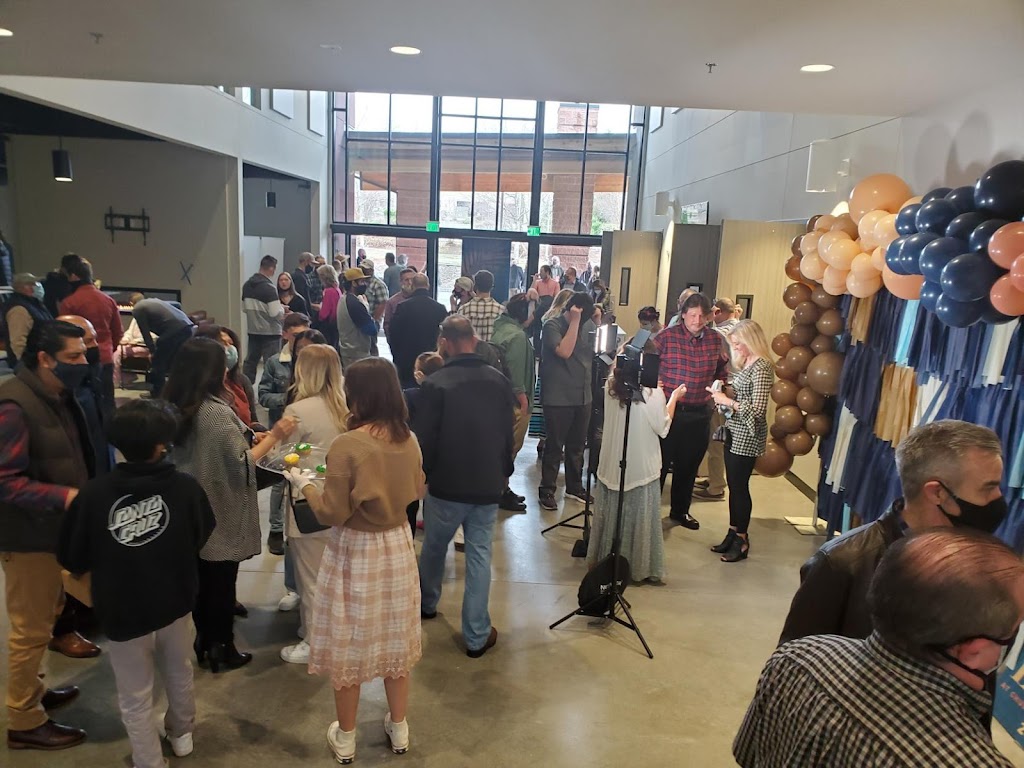 Church on the Ridge | 35221 SE Douglas St, Snoqualmie, WA 98065, USA | Phone: (425) 888-7474