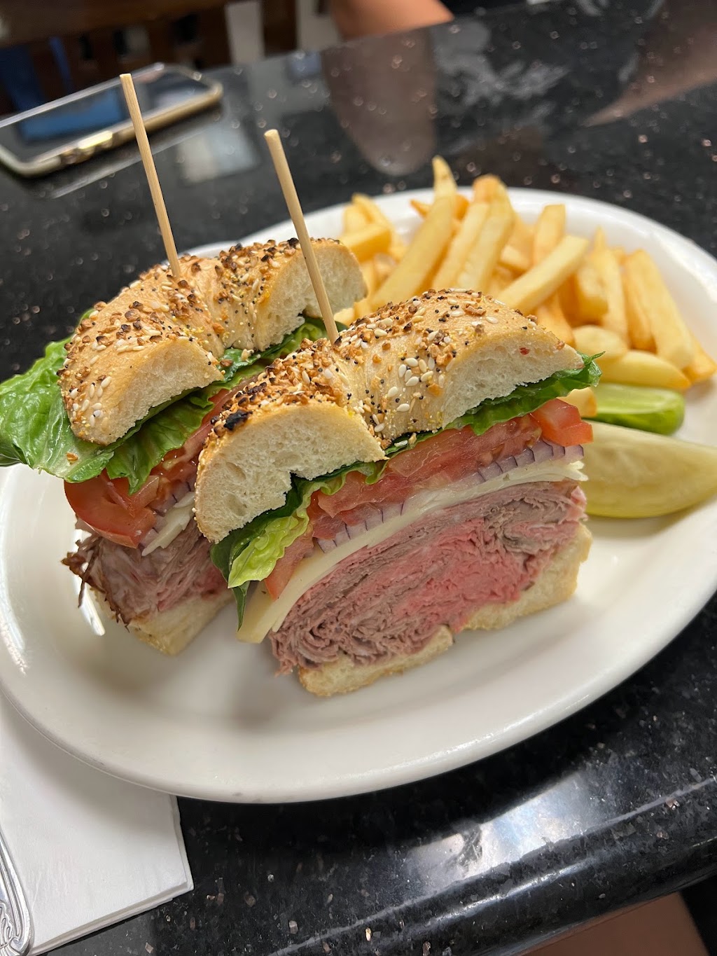 Weiss Deli | 2744 N Green Valley Pkwy, Henderson, NV 89014, USA | Phone: (702) 454-0565