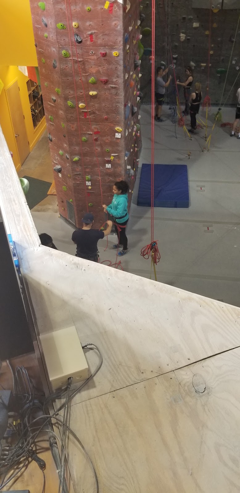 Urban Krag Climbing Center | 125 Clay St, Dayton, OH 45402, USA | Phone: (937) 224-5724