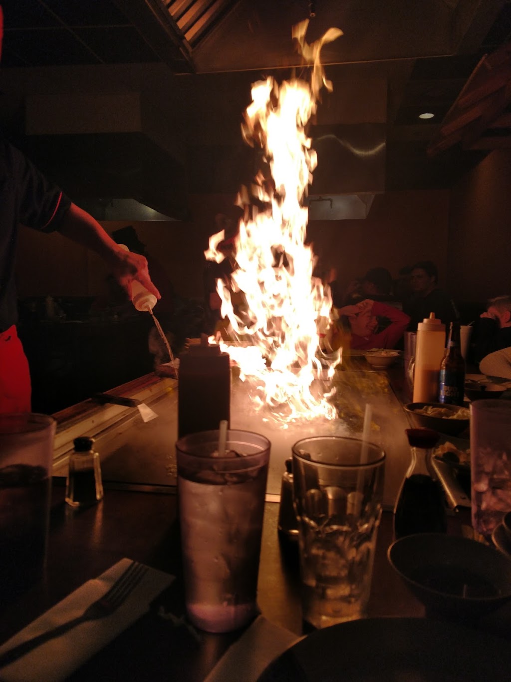 Tokyo Japanese Seafood & Steak House | 402 E Church St #112, Cartersville, GA 30121, USA | Phone: (770) 387-9575