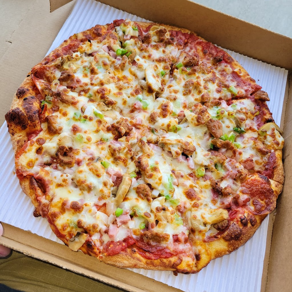 Edon Pizza | 100 E Indiana St, Edon, OH 43518, USA | Phone: (419) 272-2452