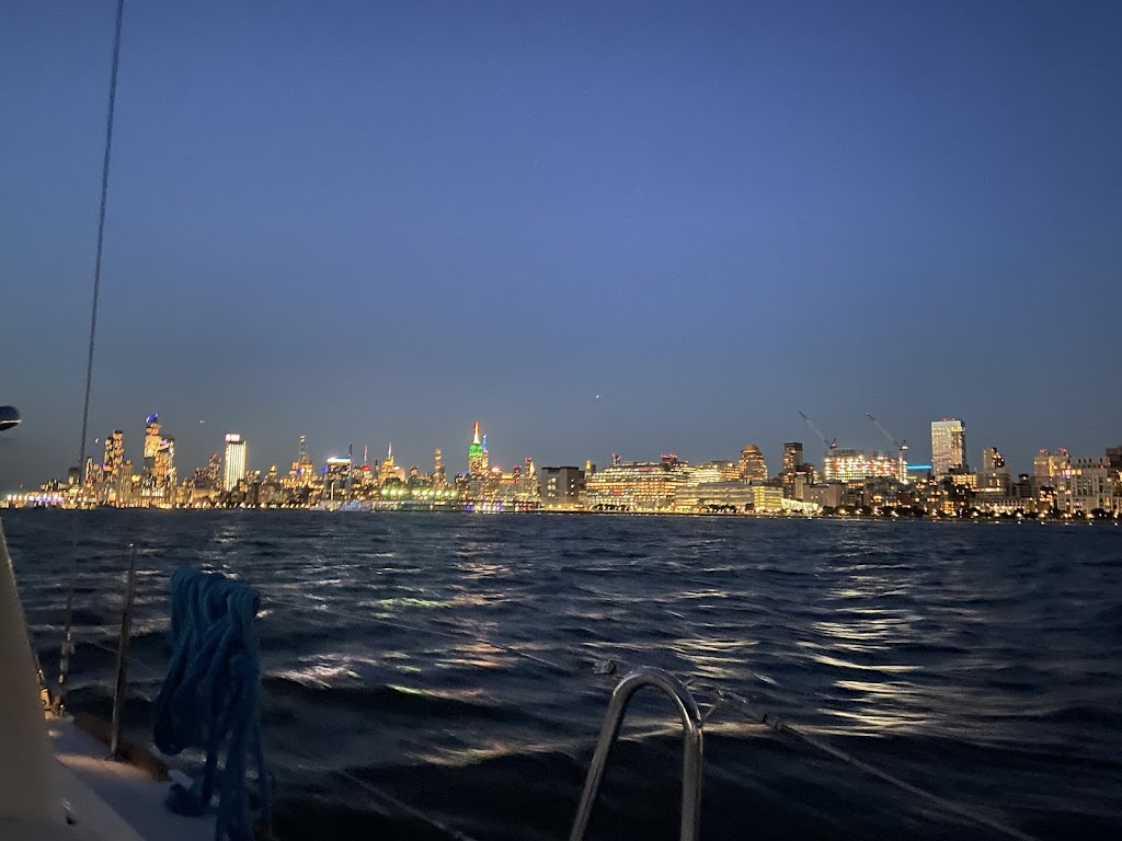 Atlantic Yachting - Tribeca | Pier 25, New York, NY 10013, USA | Phone: (212) 518-4604