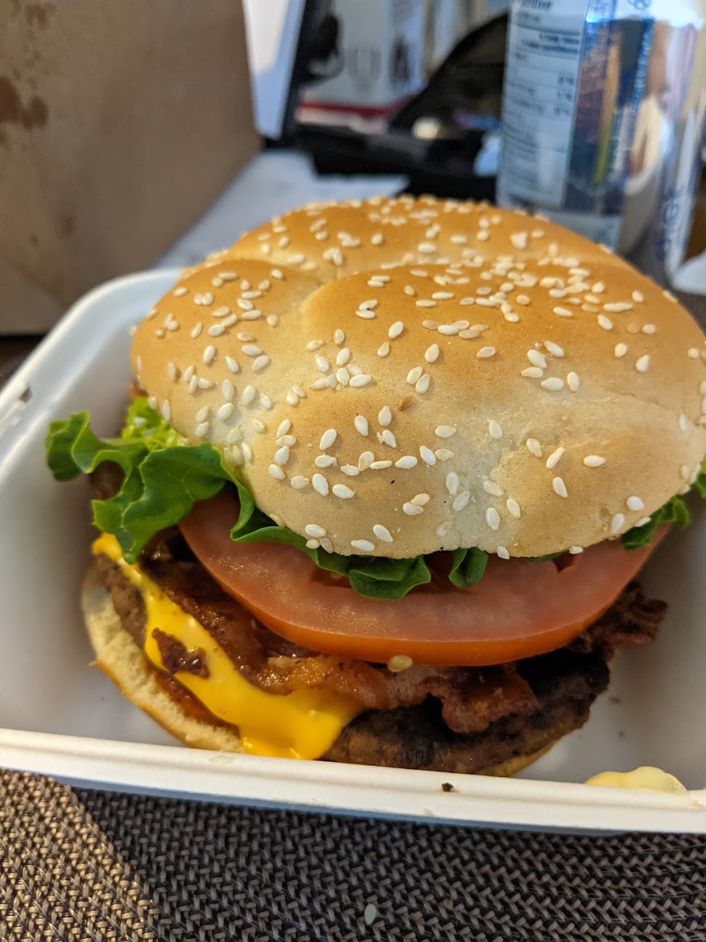 Hamburgers 4 All | 3100 Jefferson Blvd, Windsor, ON N8T 3E8, Canada | Phone: (519) 915-0667