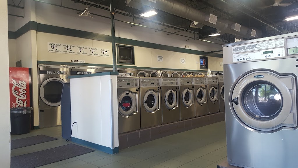 FJM Laundromat of Bethpage | 420 N Wantagh Ave, Bethpage, NY 11714, USA | Phone: (516) 681-0724