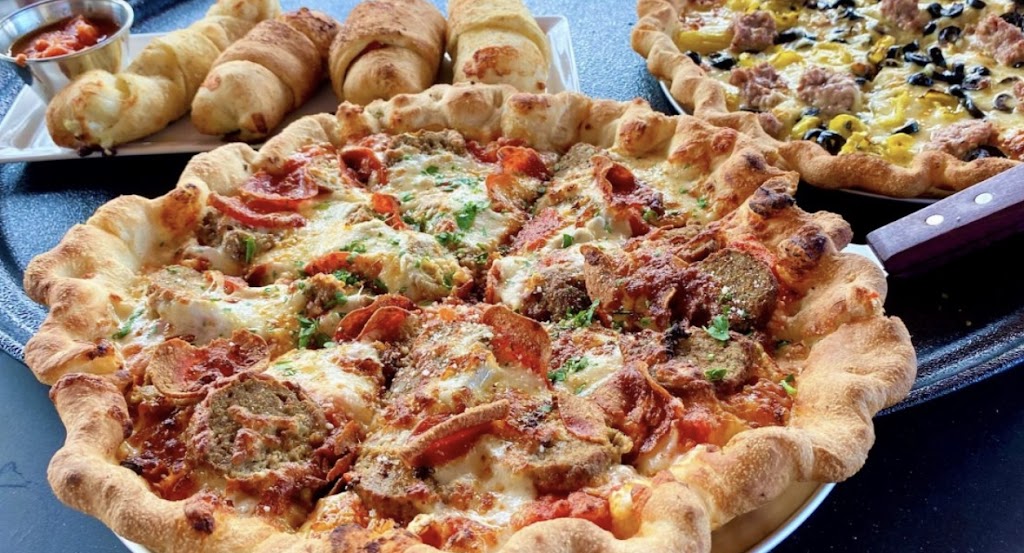 Zeppes Pizzeria | 2736 N Ridge Rd, Painesville, OH 44077, USA | Phone: (440) 392-9490