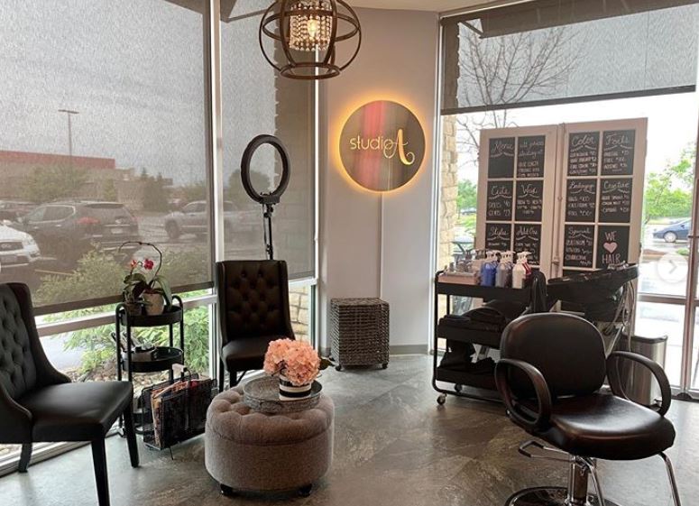 Sola Salon Studios | 4110 Maple Rd Suite 100, Amherst, NY 14226, USA | Phone: (716) 941-7034