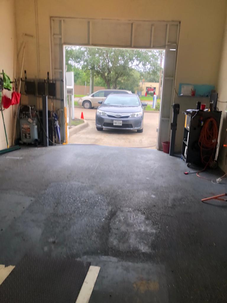 Speedy Oil Change & Auto Care | 11930 Dairy Ashford Rd, Sugar Land, TX 77478, USA | Phone: (832) 433-8794