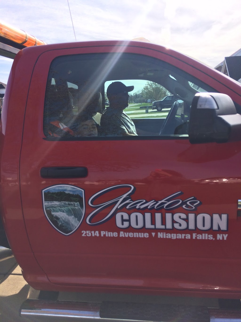 Grantos Collision | 2514 Pine Ave, Niagara Falls, NY 14301, USA | Phone: (716) 282-8513