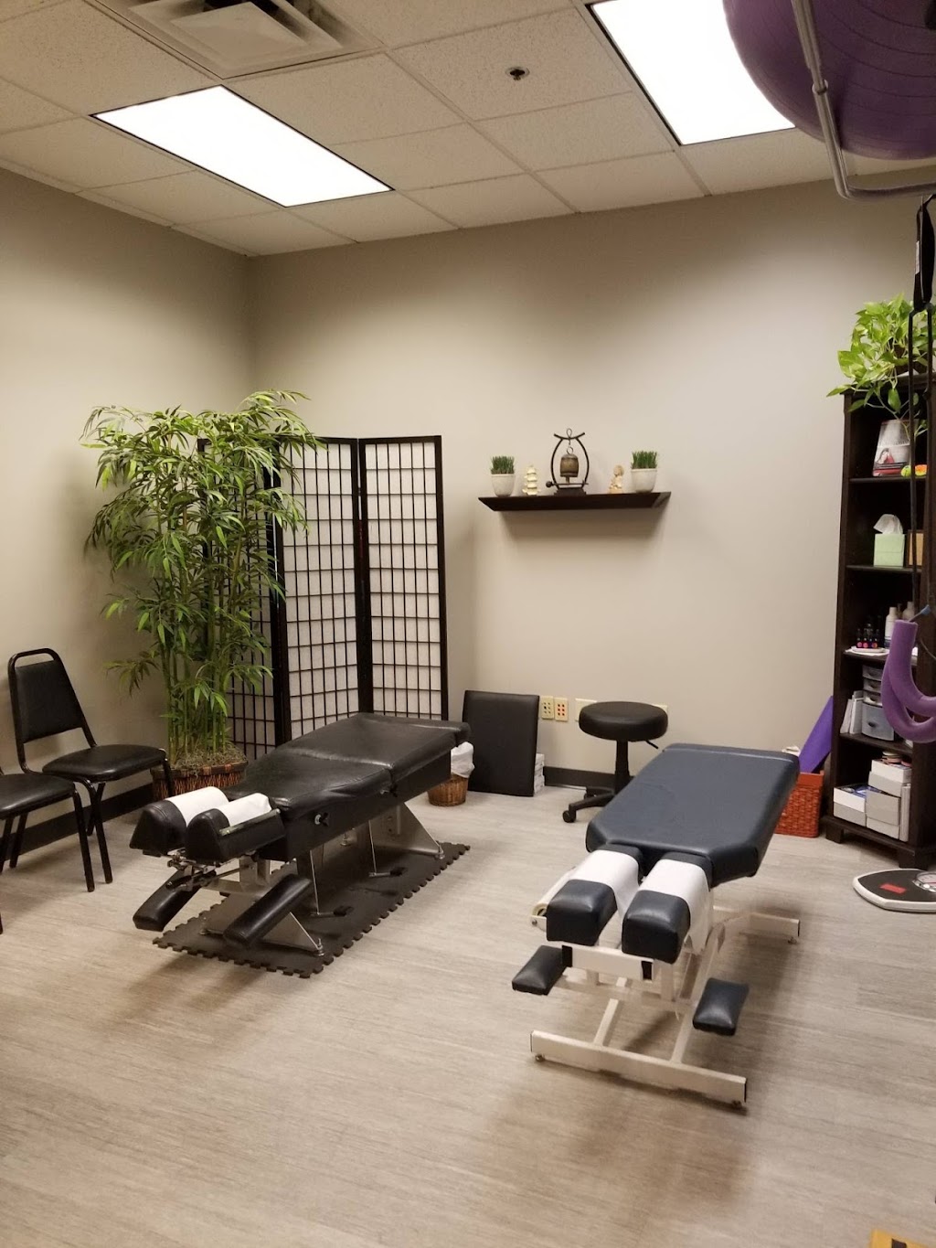 Living Pure Chiropractic and Acupuncture | 17235 N 75th Ave Suite F110, Glendale, AZ 85308 | Phone: (623) 572-4476