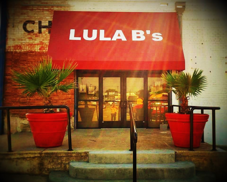 Lula Bs Oak Cliff Vintage Shop | 1982 Fort Worth Ave, Dallas, TX 75208, USA | Phone: (214) 824-2185