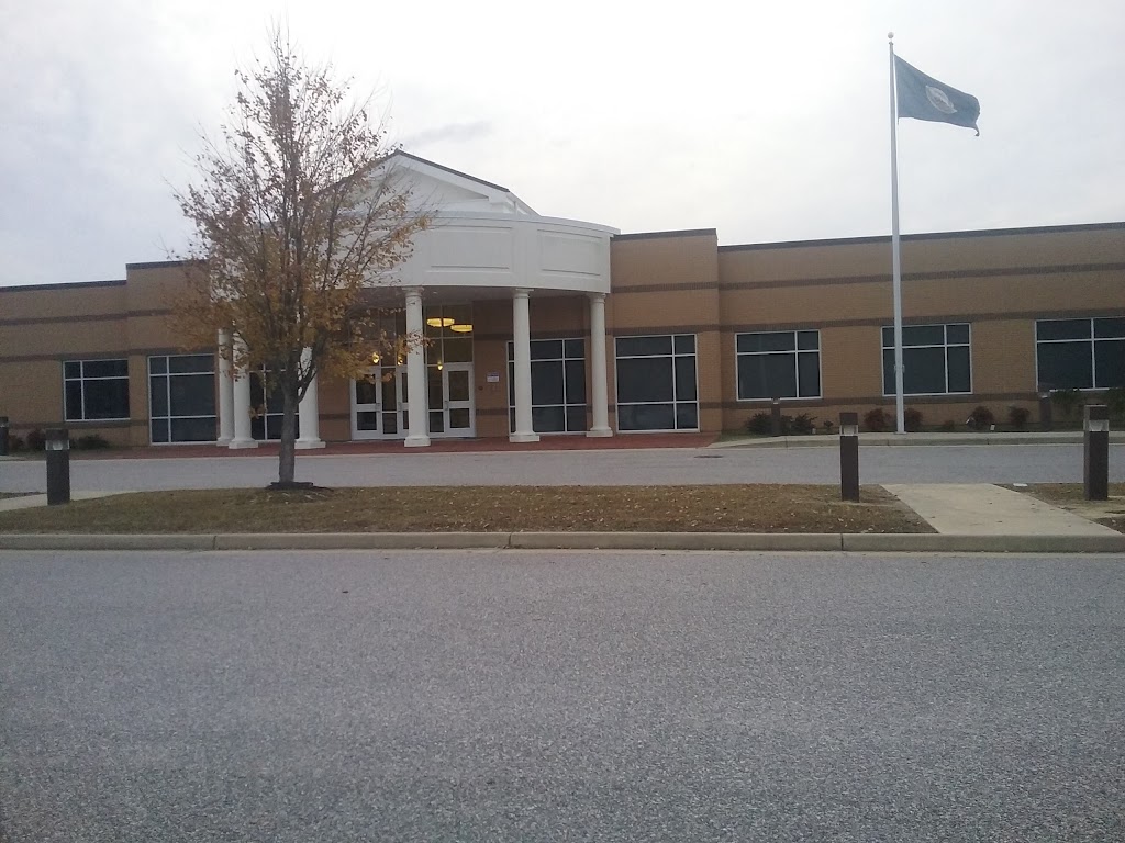 Surry County High School | 1675 Hollybush Rd, Dendron, VA 23839, USA | Phone: (757) 267-2211