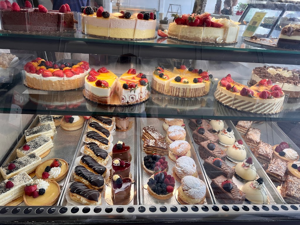 Alexandria Pastry Shop | 3690 King St H, Alexandria, VA 22302, USA | Phone: (703) 578-4144