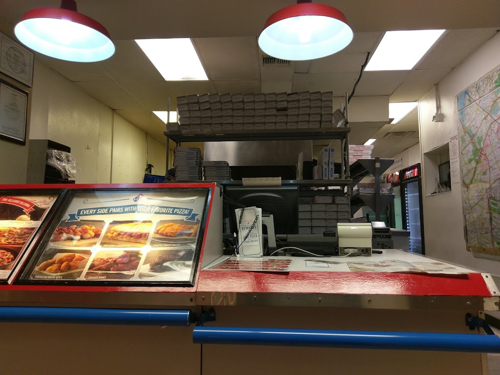 Dominos Pizza | 1017 Jericho Turnpike, New Hyde Park, NY 11040, USA | Phone: (516) 775-0254