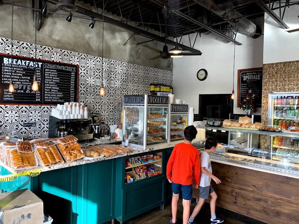 Cuba Bakery | 1641 NE 8th St, Homestead, FL 33033, USA | Phone: (305) 245-2724